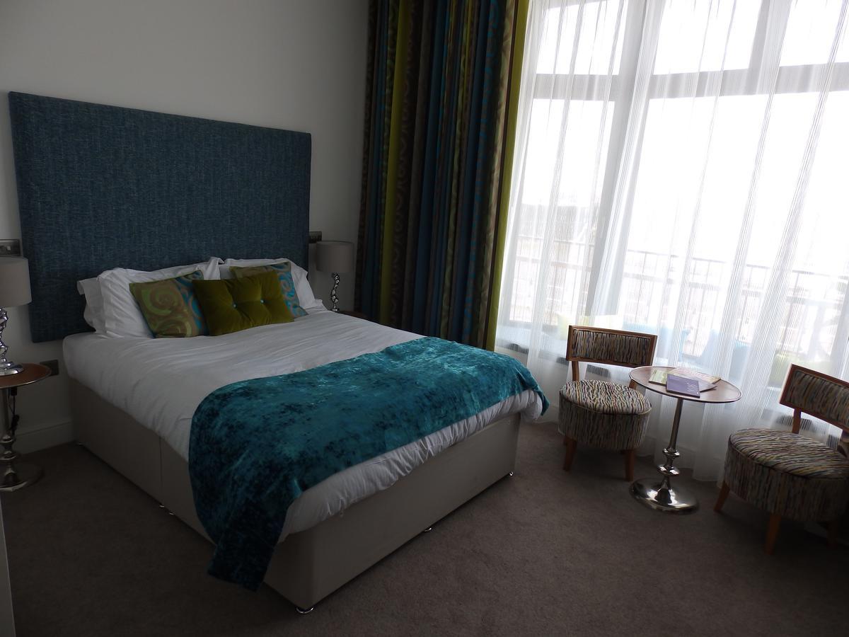 Restaurant James Sommerin Otel Penarth Dış mekan fotoğraf